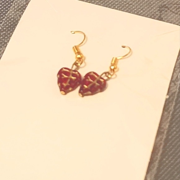 Gold and Red Leaf Pendant Necklace - Picture 1 of 2